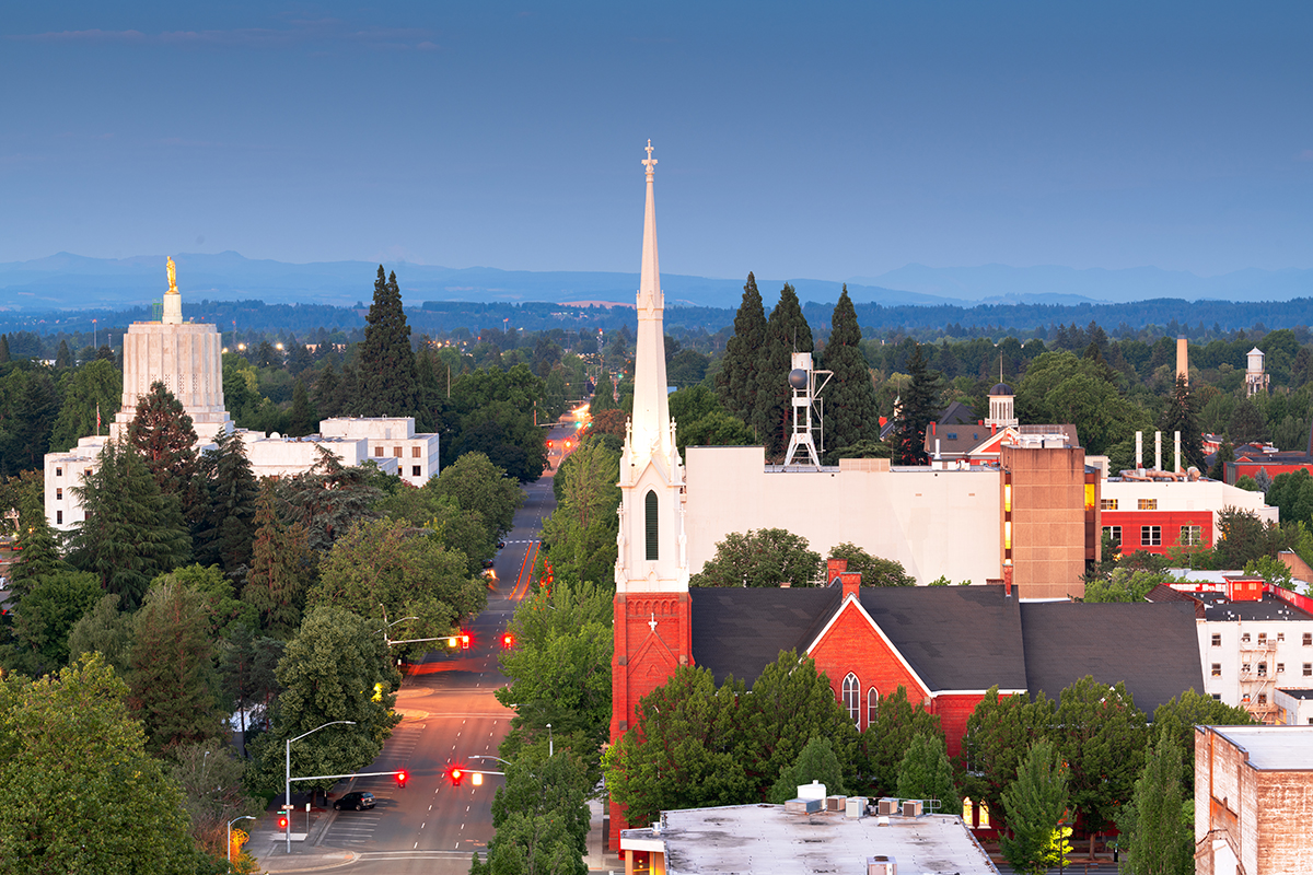 salem-oregon-downtown-night Salem Oregon Skyline at night